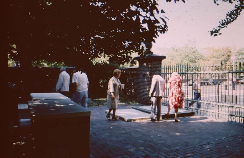 Philadelphia: Poor Richard - Benjamin Franklin Walking Tour - The American Philosophical Society: Unlocking Franklin’s Scientific Mind