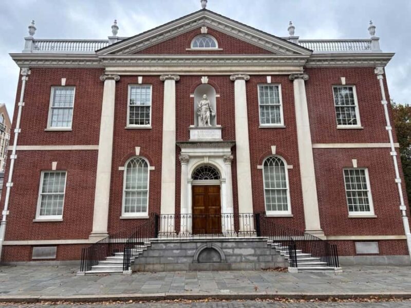 Philadelphia: Revolutionary Old City Walking Tour - Philadelphias Revolutionary Legacy in a Compact Tour