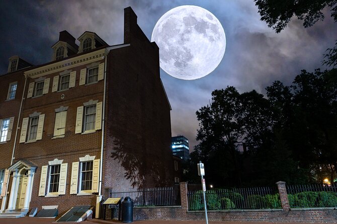 Philly Ghosts Boos and Booze Haunted Pub Crawl - Key Points