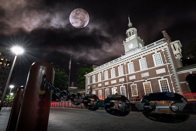 Philly Ghosts Boos and Booze Haunted Pub Crawl - The Spirit of Alexander Hamilton at the First Bank of the United States