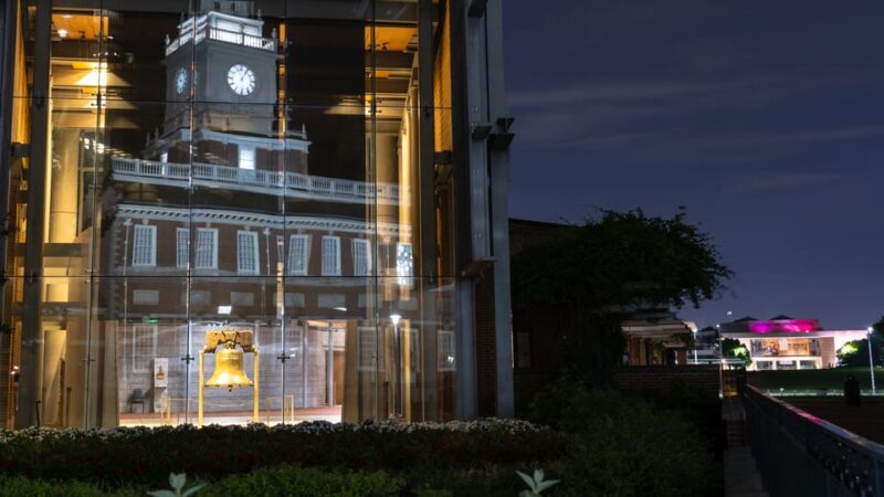 Philly Ghosts Boos and Booze Haunted Pub Crawl - Walking Through Philadelphia’s Haunted Historic Sites