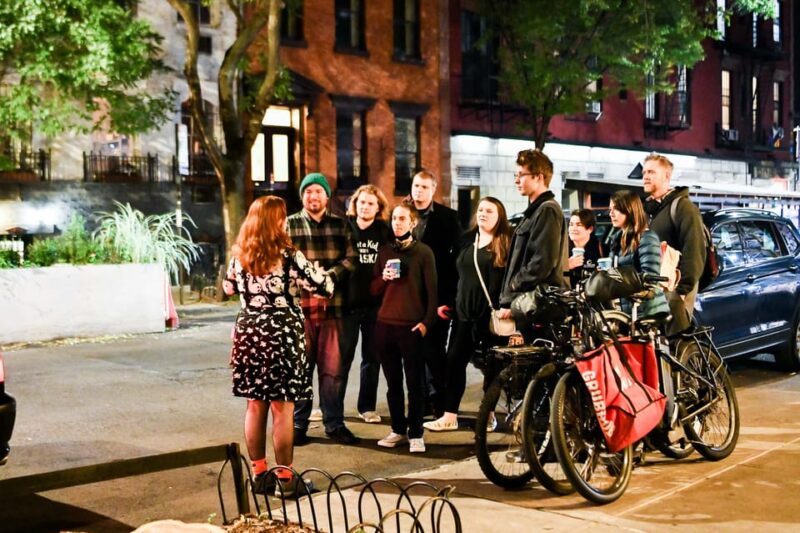 Philly Ghosts Boos and Booze Haunted Pub Crawl - Ghost Stories and Historic Tales from Your Guide
