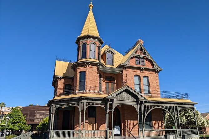 Phoenix Scavenger Hunt Walking Tour and Game - Exploring Downtown Phoenixs Most Notable Landmarks