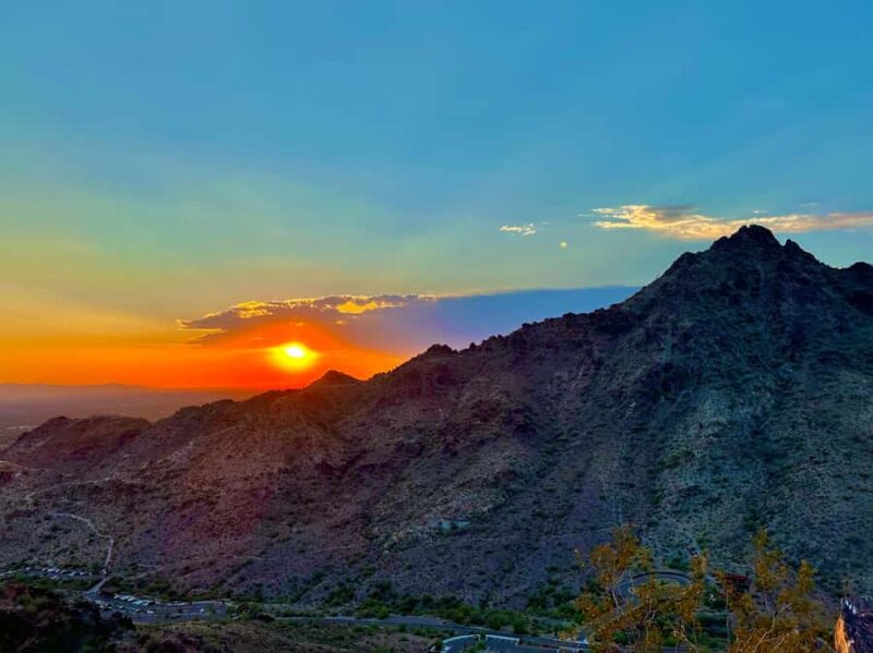 Phoenix: Sonoran Desert Guided Sunset Hike - The Guide: Knowledgeable and Friendly Local Experts
