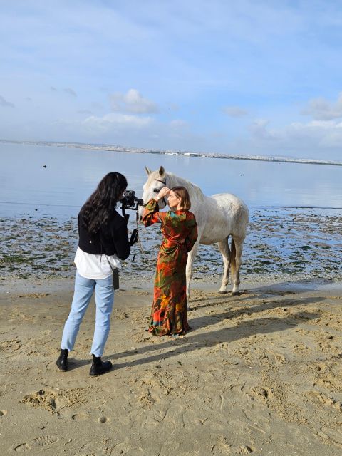 Photo Session With Horses on The Beach or in The Countryside - Suitable for Different Types of Participants