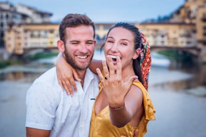 Photo Shoot in Florence with a Professional Photographer - Starting Point at Piazza della Repubblica