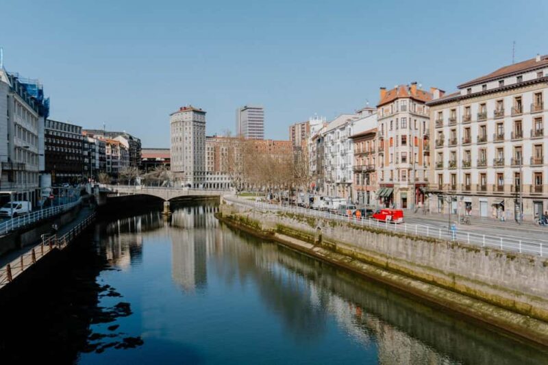 Photo Tour in Bilbao & Basque Country - Exploring Bilbao’s Historic Old Town, Casco Viejo