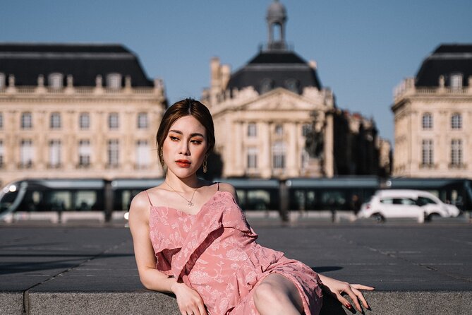 Photo tour in Bordeaux - the most beautiful spots of "the Port de la Lune" - Discover Bordeauxs Most Beautiful Spots with a Personalized Photo Tour