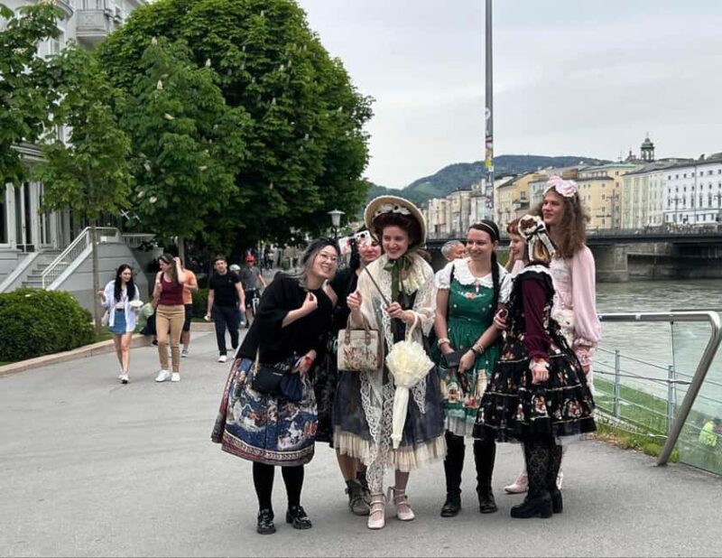 Photo Walk Salzburg - sightseeing & photo safari - From the Old Town to Mirabell Gardens