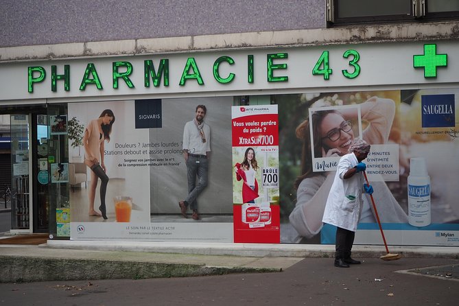 Photograph with a pro Paris off the beaten path! - Discovering the Hidden Charms of Belleville and Menilmontant