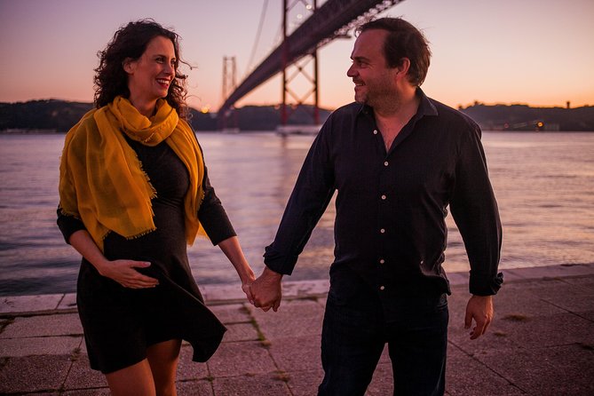 Photographer in Lisbon - Lisbons Best Photo Spots Near Miradouro de Santa Catarina