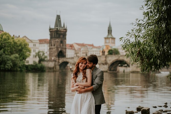 Photographer in Prague - Couple, engagement & portrait photoshoot - Capture Romantic Memories with a Professional Photoshoot in Prague