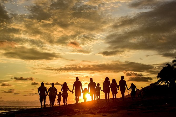 Photographic Session in Ixtapa Zihuatanejo - Locations and Customization: Beach or Garden Settings