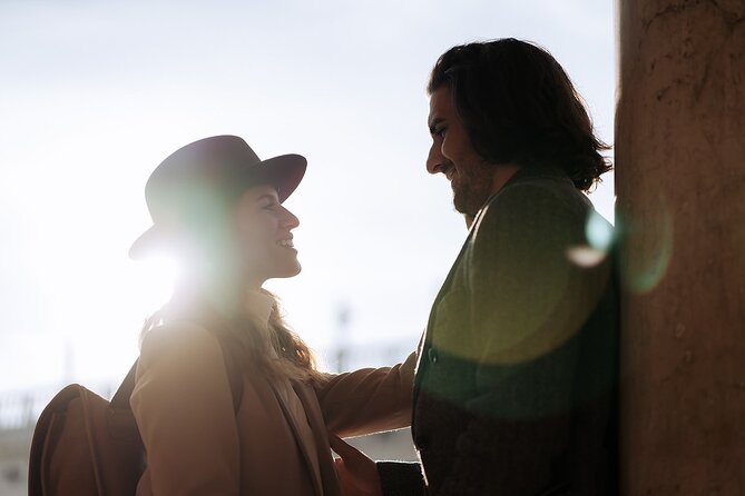 Photography Experience for Couples in Venice - Logistics: Meeting Point and Group Size