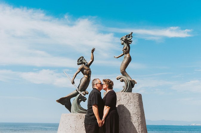 Photography Tour Experience in Puerto Vallarta - Scenic Break at a Local Café