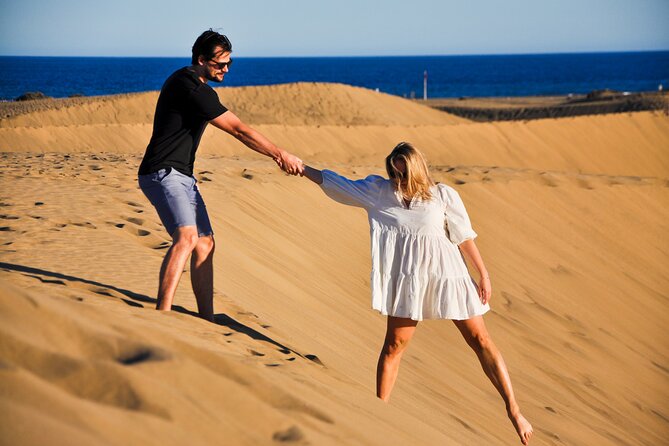 Photoshoot at Dunas Maspalomas in Desert Beach Ocean View - Reviews Highlighting Professionalism and Location