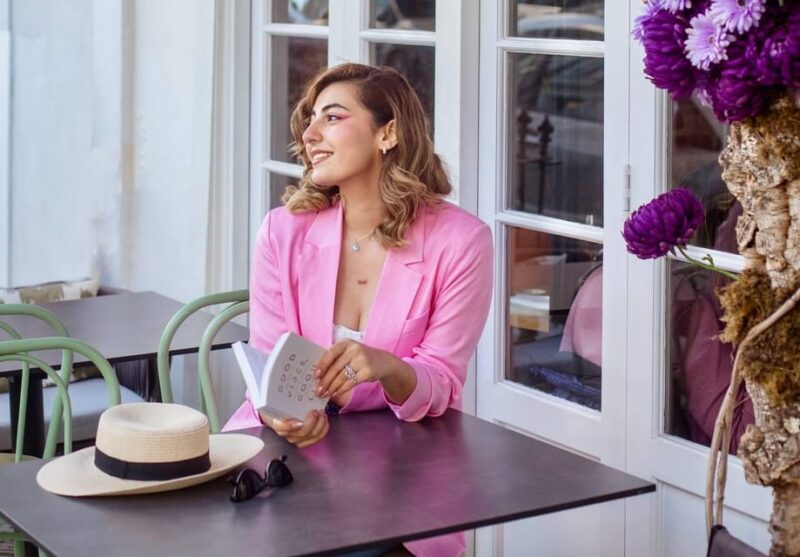 Photoshoot at Notting hill,Covent Garden,St Paul Cathedral - Delivery of Photos and What’s Included