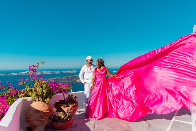 Photoshoot in Flying Dresses in Santorini - Key Points