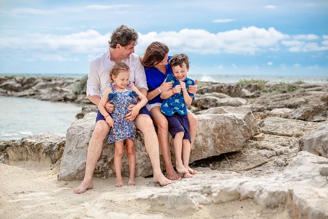 Photoshoot in Playa del Carmen Mexico - Vibrant Photoshoot Experience in Playa del Carmen for Up to 5 People