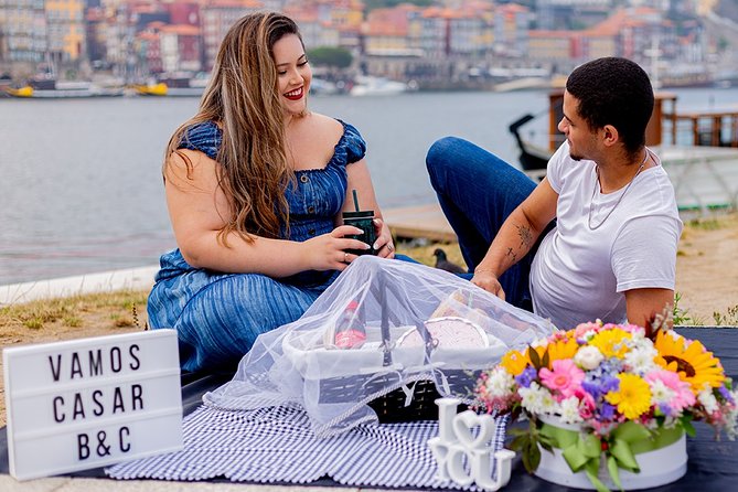 Photoshoot in Porto for Couples - Photos and Video: What’s Included