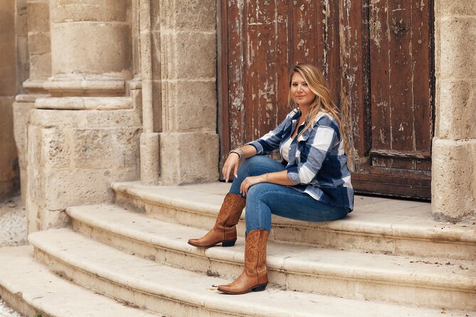 Photoshoot in Syracuse Sicily - Capturing Elegance at Piazza Duomo