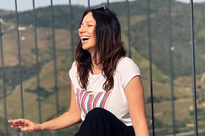 Photoshoot Session for Solo, Couples and Groups in Porto area - The Photographic Experience and Photo Delivery