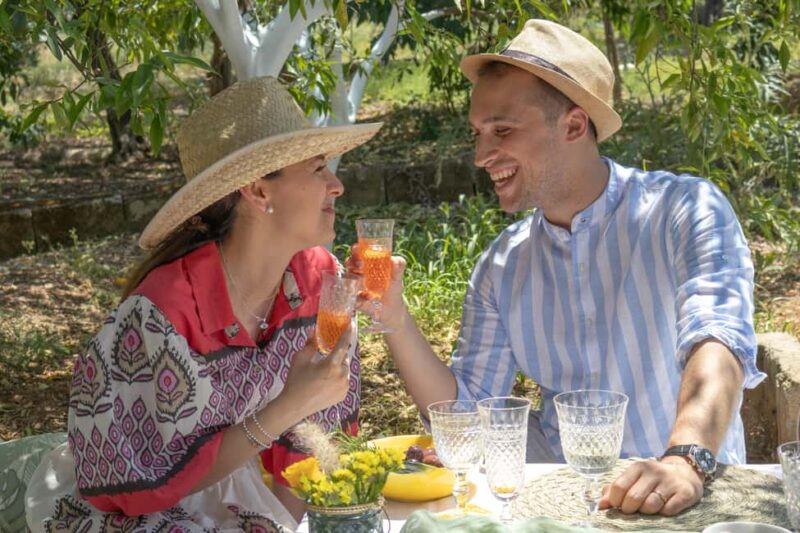 Pic nic in a country house in Palermo - Exploring the Garden and Picking Fresh Ingredients
