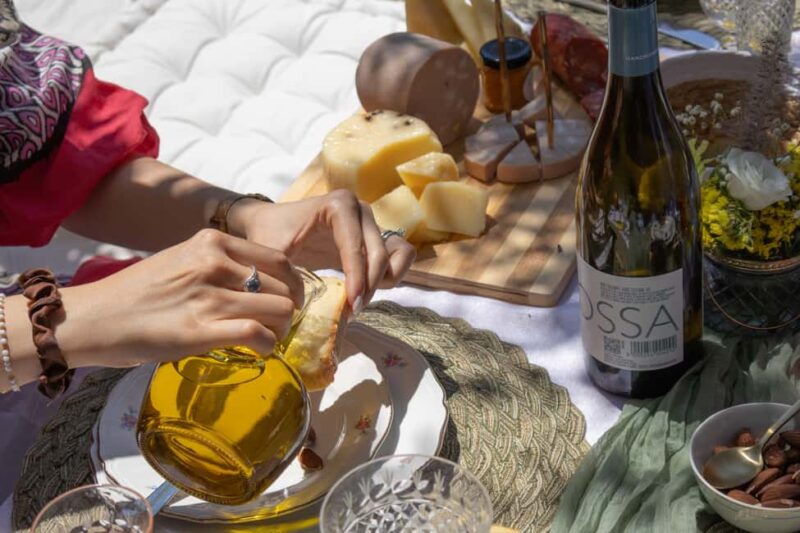 Pic nic in a country house in Palermo - The Unique Appeal of a Rural Sicilian Picnic