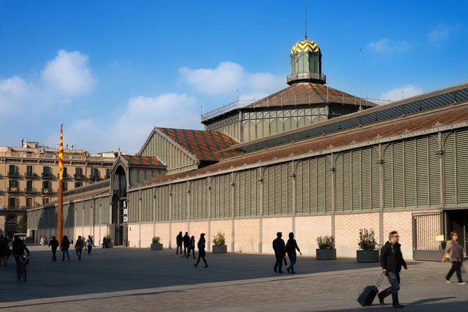 Picasso in Barcelona Max 6 People Walk El Born and Picasso Museum - Practical Details and Logistics