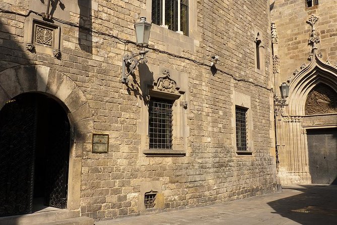 Picasso Museum & Private Walking Tour of Born or Gothic Quarter - Highly Praised Guides and Guest Experience