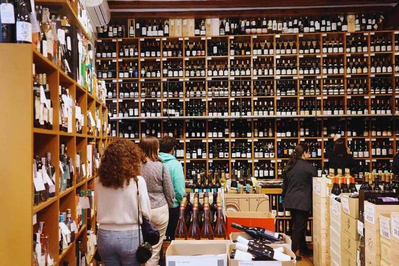 Picasso Museum, Walking Tour & Optional Wine Tasting Upgrade - The Guide: Knowledgeable, Friendly, and Praised