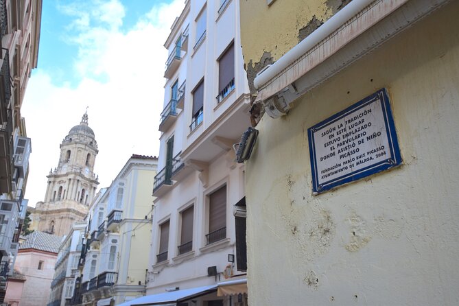 Picasso roots Private Walking Tour in Central Malaga - Exploring Picasso’s Baptismal Church and Family History