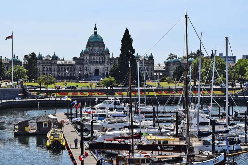 Pickle Pub Crawl: Ferry Rides and Appetizers - Hand-Picked Waterfront Venues with Local Vibe