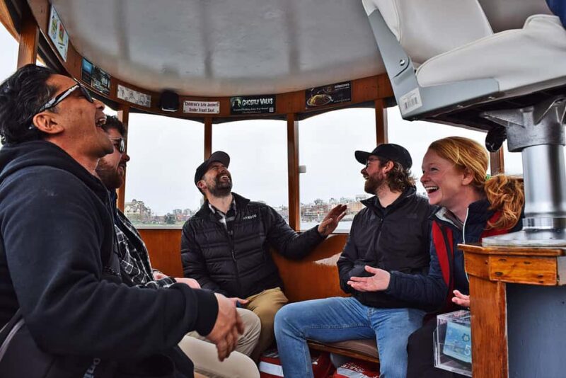 Pickle Pub Crawl: Ferry Rides and Appetizers - Pacing and Group Size for a Relaxed Experience