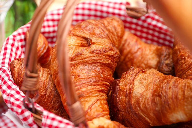 Picnic like a parisian - Location and Meeting Point in Paris