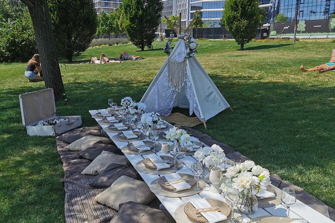 Picnics experience in Hungary - Accessibility and Group Options