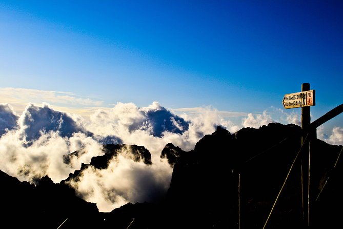Pico do Areeiro to Pico Ruivo (PR 1) - Hiking Tour in Madeira - Making the Most of Madeira’s Elevated Vistas