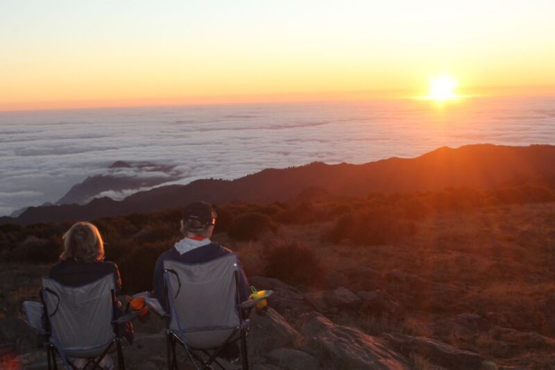 Pico do Arieiro: Private 4x4 Sunrise Trip with Hot Drinks - Who Will Most Appreciate This Sunrise Trip?
