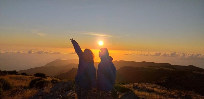 Pico do Arieiro: Private 4x4 Sunrise Trip with Hot Drinks - Frequently Asked Questions