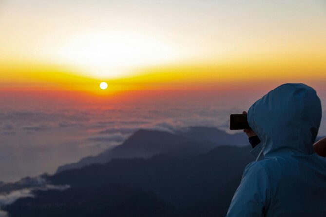Pico do Arieiro Sunrise Tour with Local Breakfast from Funchal - The Mountain Breakfast Experience in a Scenic Restaurant