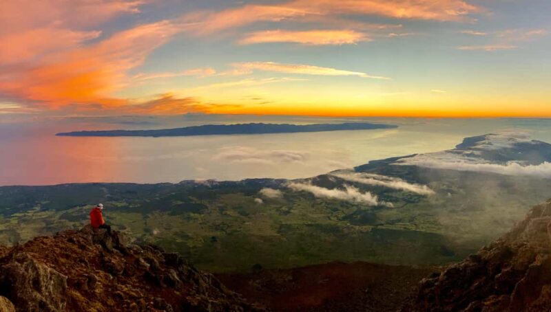 Pico island: gear rental for overnight camping on Mount Pico - Experience the thrill of camping at the summit of Portugals highest peak
