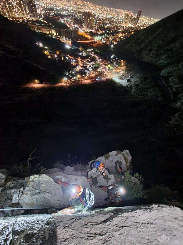 PicoLicos: Rock climbing, rappel down the thrilling 50 meter - Additional Information About the Tour