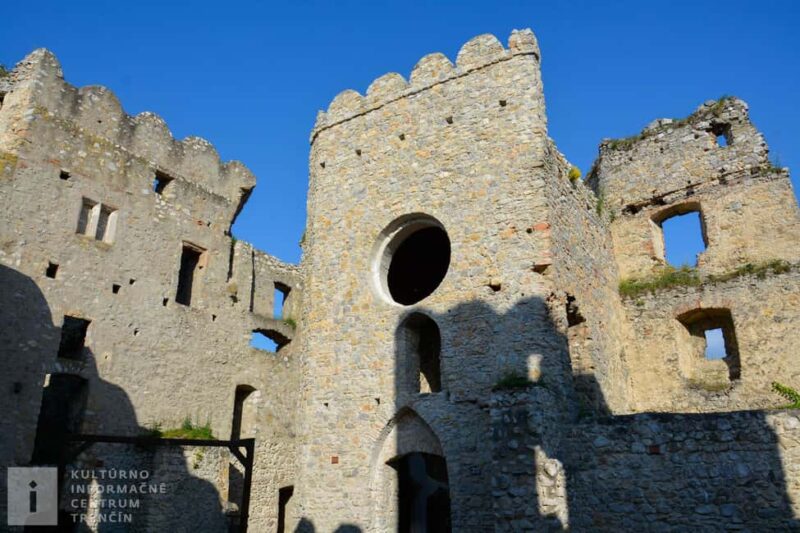 Pieany: Beckov and Trenín Castles & imany Tour - Exploring Beckov Castle’s Romantic Ruins