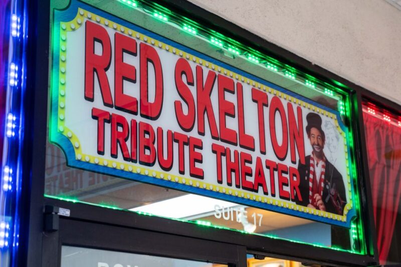Pigeon Forge: Brian Hoffman's Tribute to Red Skelton - Key Points