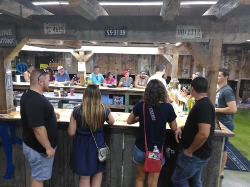 Pigeon Forge: Famous Moonshine & Wine Tasting Tour - Practical Tips for Attendees