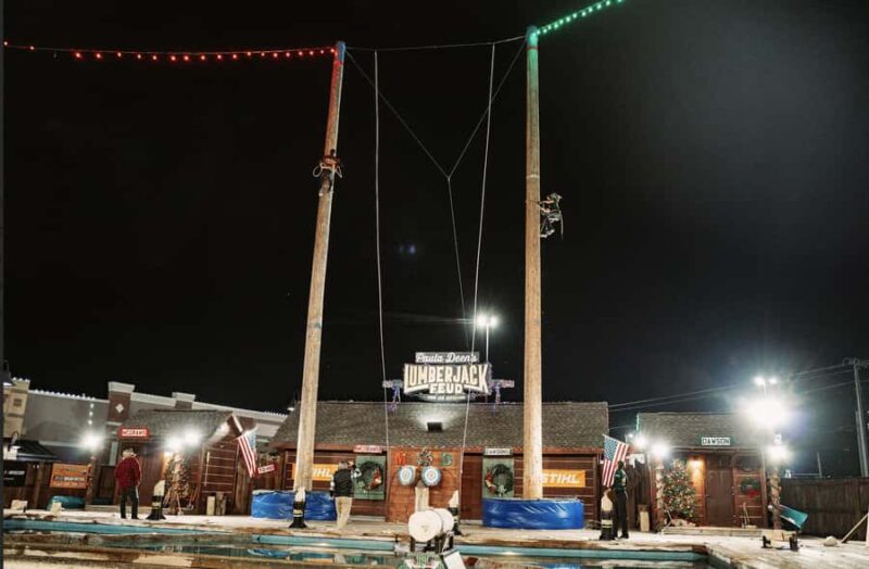 Pigeon Forge: Paula Deen's Lumberjack Christmas Supper Show - Reviews and Guest Satisfaction