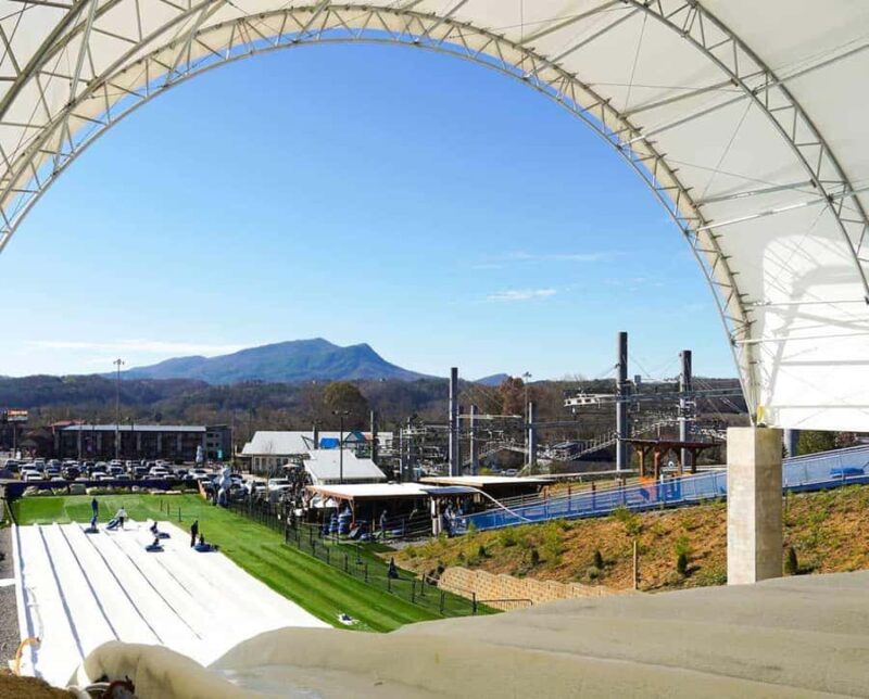 Pigeon Forge: Snow Tubing at Smoky Mountain Snowpark - Snow Tubing at Smoky Mountain Snowpark: The Main Attraction