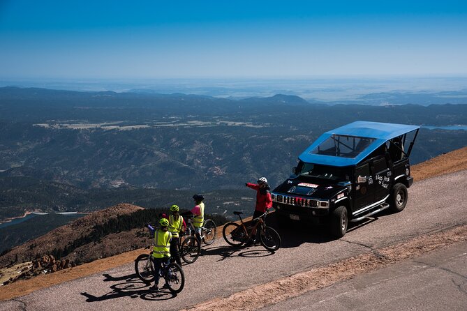 Pikes Peak & Garden of the Gods E-Bike Expedition - An Exciting Mountain Adventure on Pikes Peak with E-Bikes