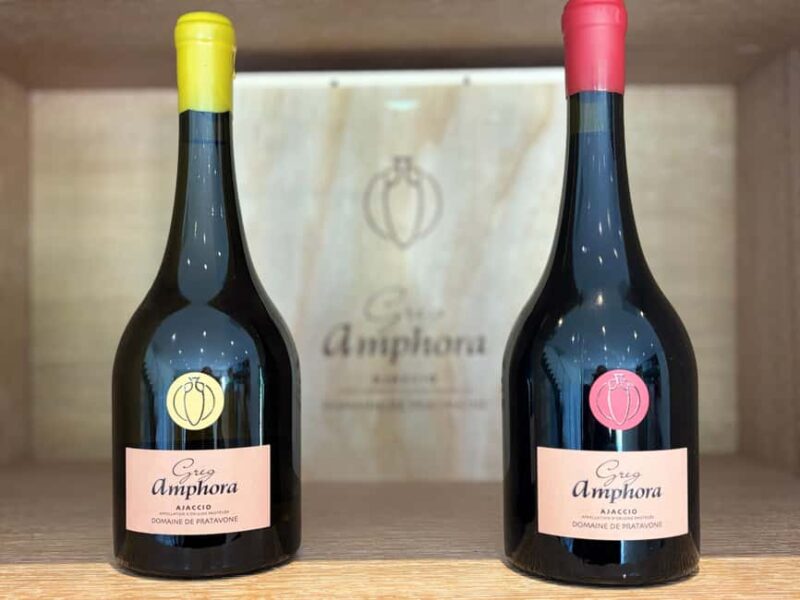 Pila-Canale: Visit the winery and taste wines from Domaine de Pratavone - Tasting Flagship Vintages in the Cellar