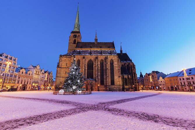 Pilsen Highlights Small-Group Tour and Pilsner Brewery Tour including Lunch and Beer Tasting - Exploring Pilsen’s City Highlights with a Local Guide